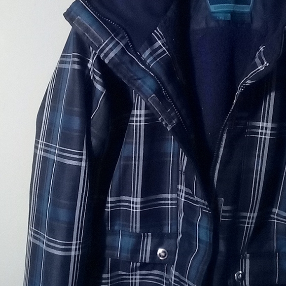 CORE POWDER ROOM large jacket. Very cool. - Picture 2 of 6